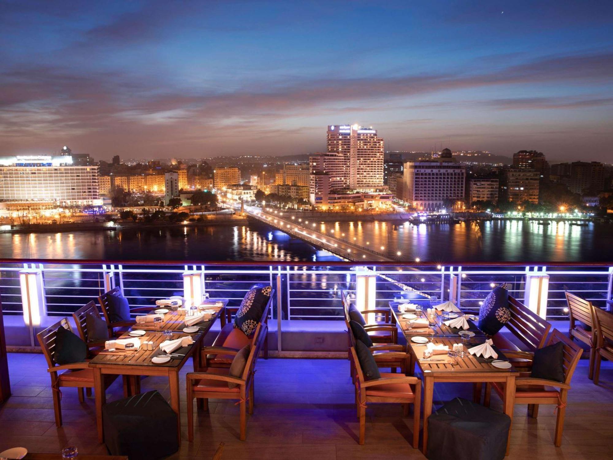 Hotel Novotel Cairo El Borg Giza Exterior foto